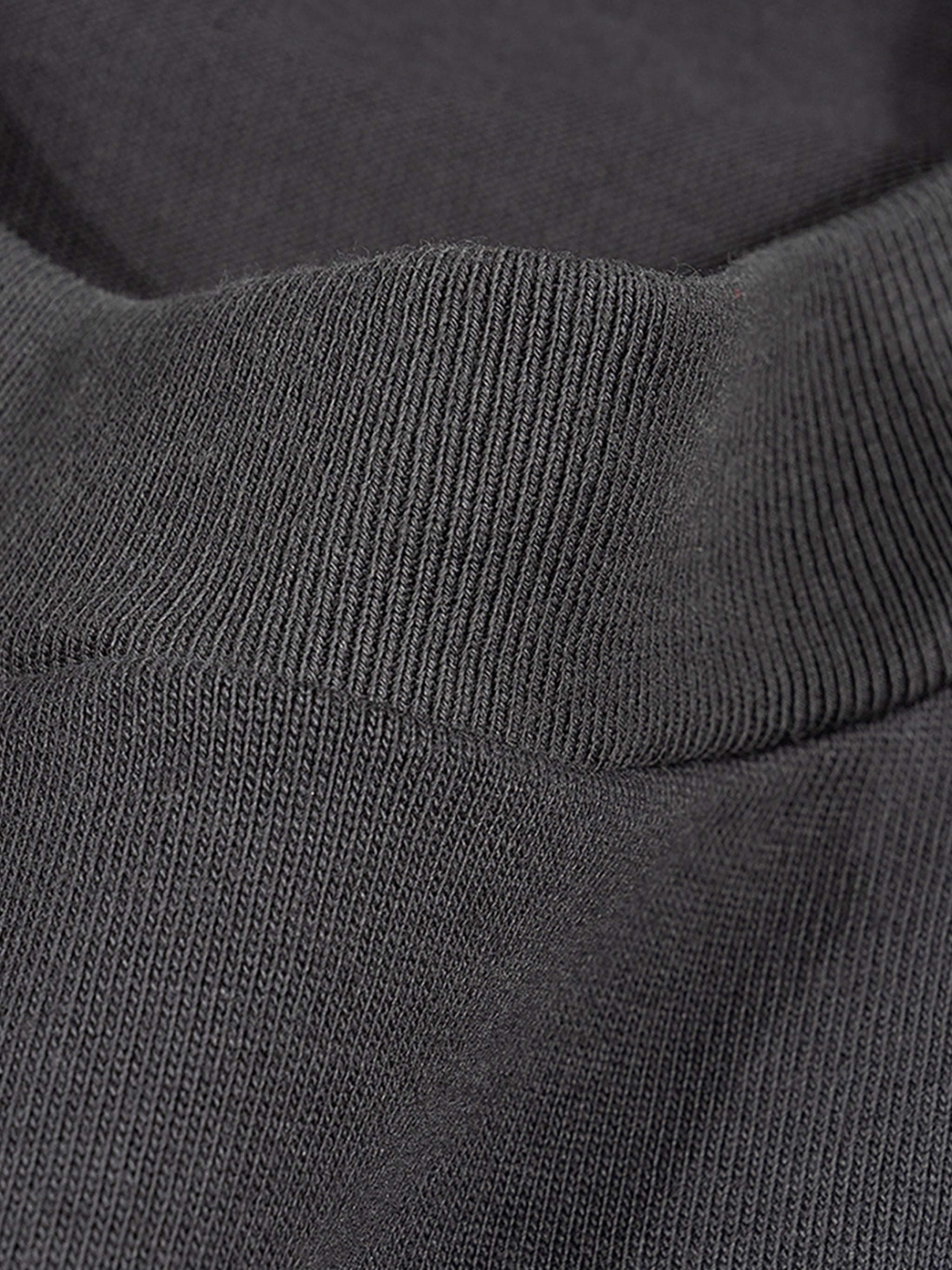 Graphic Drop-Shoulder Raw Edge Boxy T-Shirt