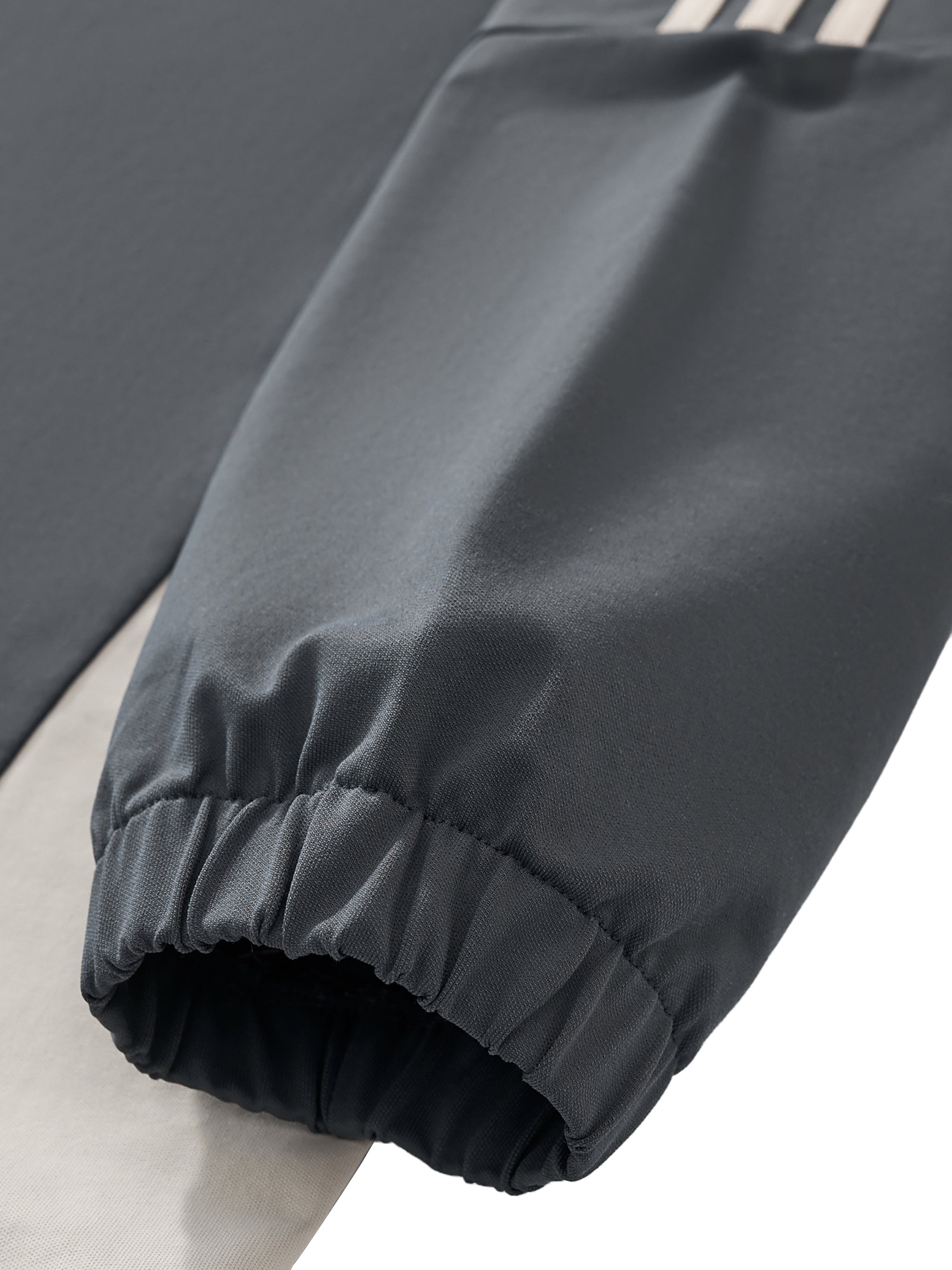 Color Block V-Neck Long Sleeve Tee